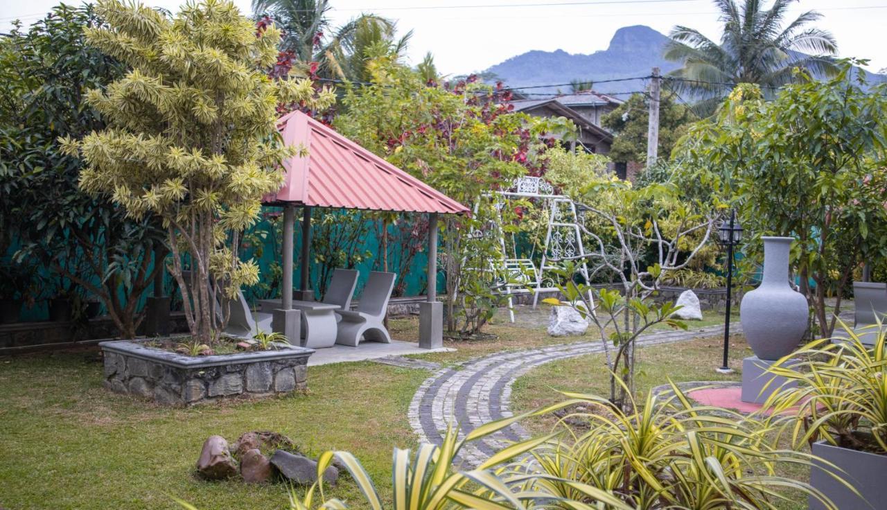 Chamaya Holiday Inn Balangoda Ngoại thất bức ảnh